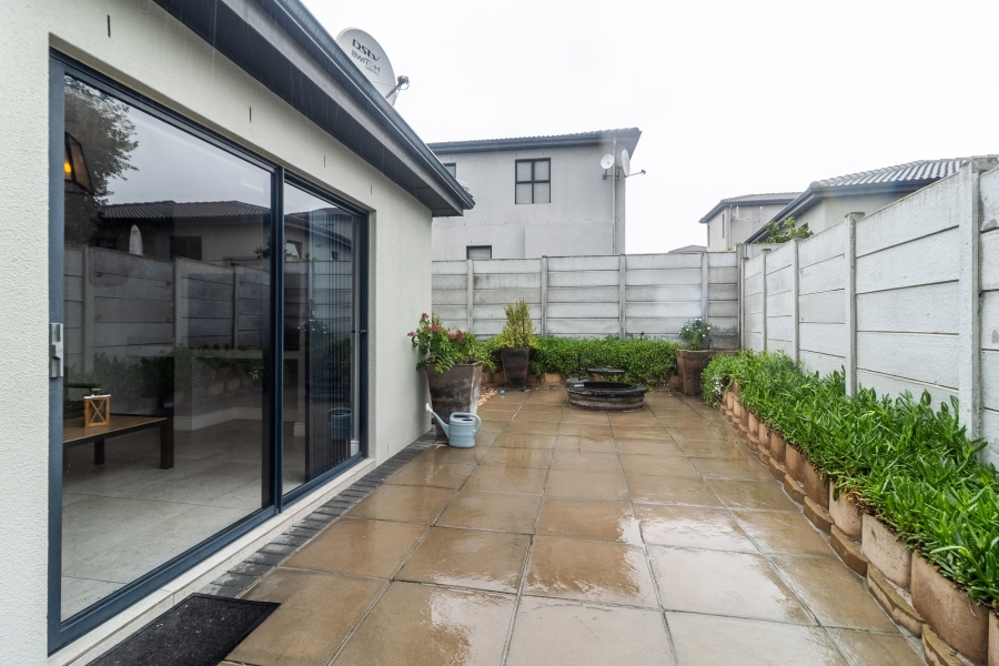 3 Bedroom Property for Sale in Protea Heights Western Cape